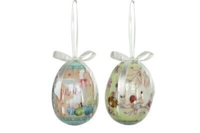 If you are looking for some Easter decorations for your Easter Tree then be sure not to miss these Easter Egg hanging decorations by designer Gisela Graham.  Choice of 2 available - goose or bunny design (please specify when ordering which one you would like) Comes complete with cute little bow and ribbon to hang.